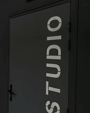 Studio 01